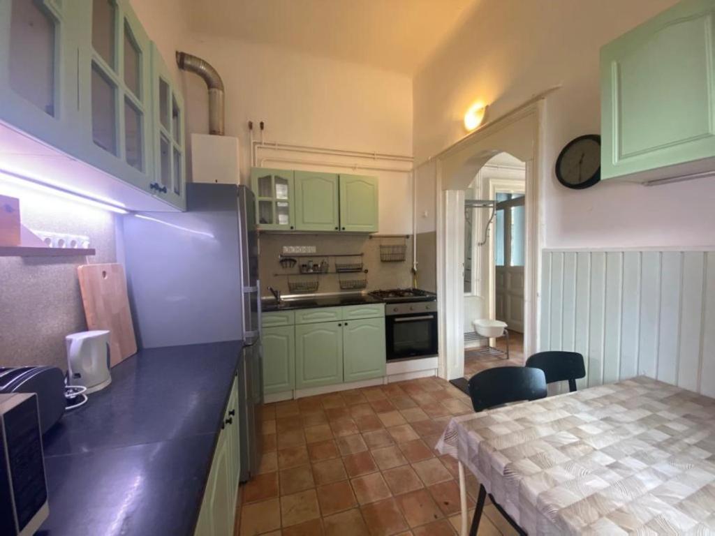Ac With Free Parking At Acacia St, City Center Budapest Ngoại thất bức ảnh